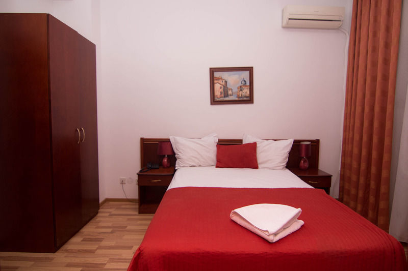 Hotel Reina Bucarest