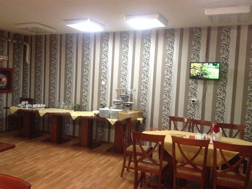 Hotel Reina Bucureşti