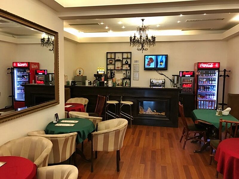 Hotel Reina